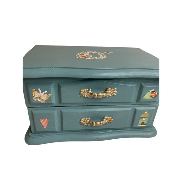 Tabletop Jewelry Box Spring Theme Decals 4.25"h x 7.5"l x 4.5"d - Picture 3 of 10